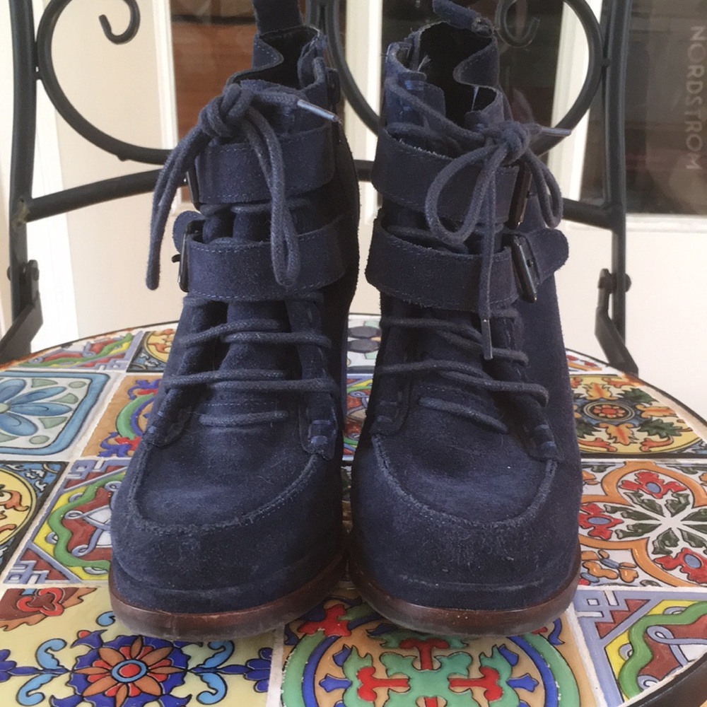 Dolce Vita Navy Suede Platform Booties - Picture 3 of 8